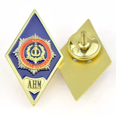 3D embossed custom enamel metal badge with gold finish