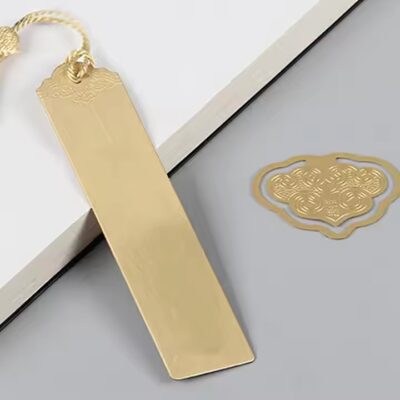 Luxurious 3D gold brass metal bookmarks with custom engraved patterns