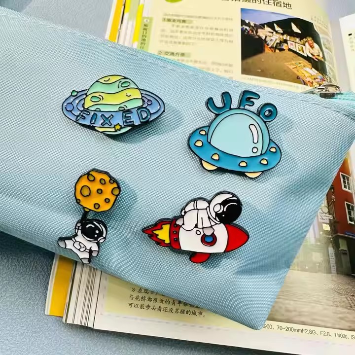 Cartoon Astronaut Enamel Metal Pin – Fun and Colorful Space Design