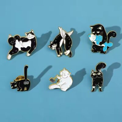 High quality cartoon enamel metal lapel pin for apparel or gift use
