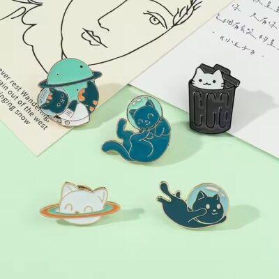 Cute animal enamel metal lapel pin with cartoon design
