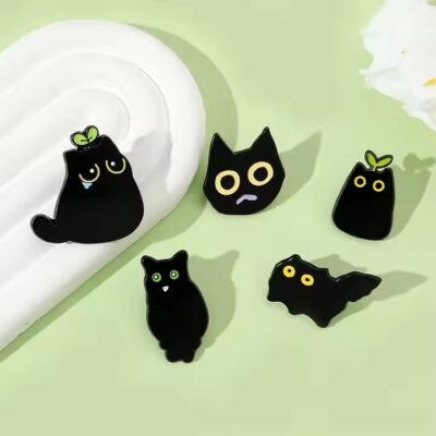 Fashion enamel metal lapel pin for clothing decoration