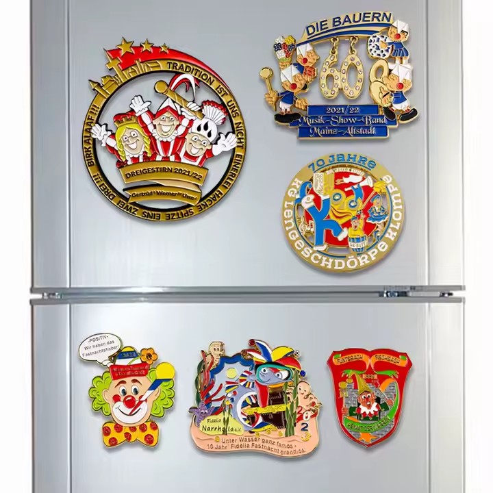 Best-selling city-themed magnetic metal refrigerator magnets with vibrant designs