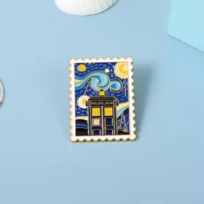 3D bronze enamel lapel pin with starry night design