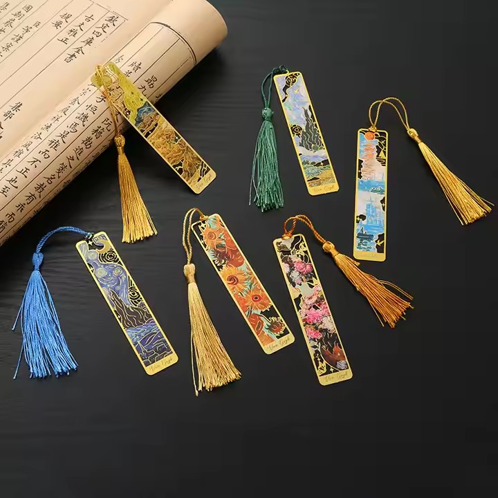 Hollow-out vintage metal bookmark with intricate classical design