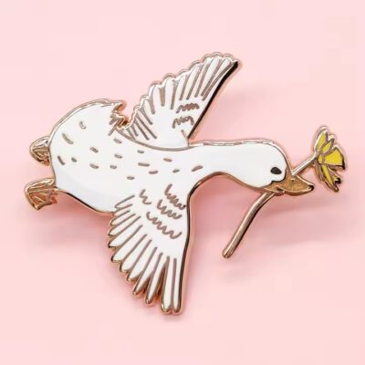 Custom stylish metal pin with polished gold finish