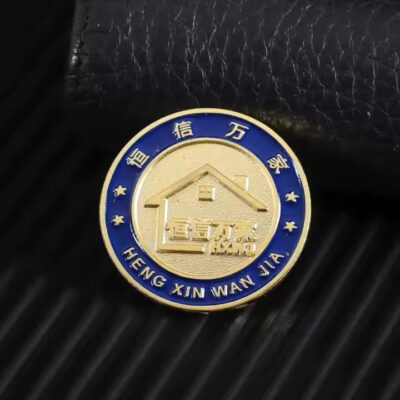 Custom Fashion Metal Badge with Polished Finish and Logo Design