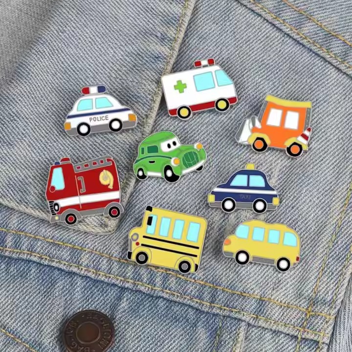 Custom cartoon anime metal lapel pins with colorful enamel
