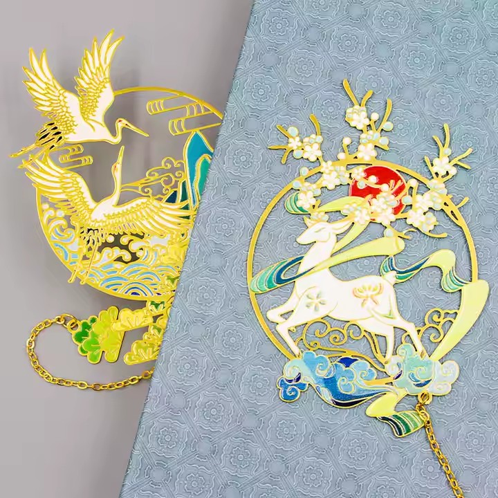 Custom magnetic gold watercolor metal bookmark with artistic design