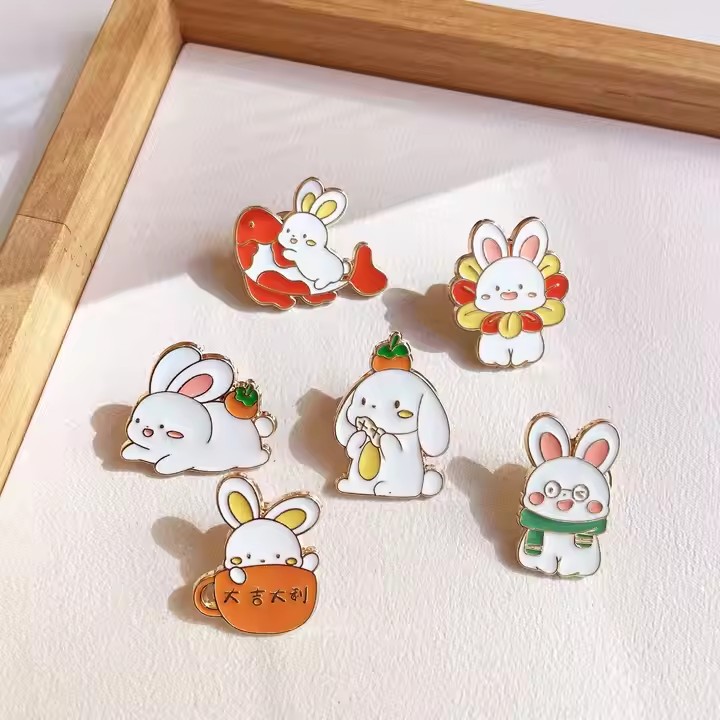Custom cartoon soft enamel rabbit metal pin with printed design