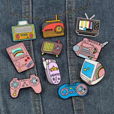 Custom cartoon enamel metal pin with logo design
